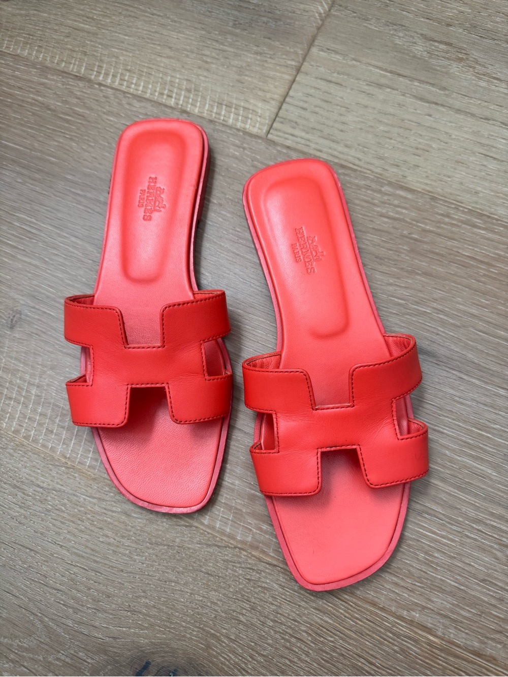 Authentic Hermes Oran Leather Slide Sandals in Orange, size 38